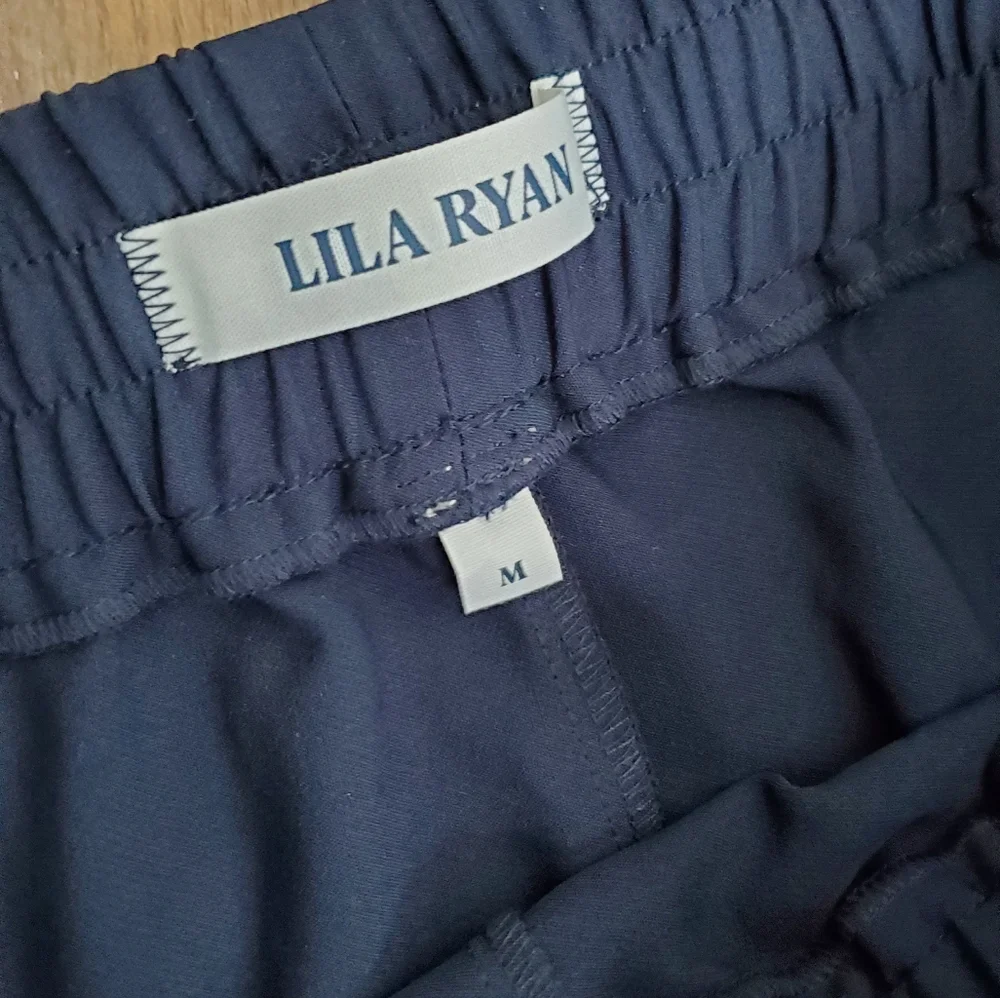 Pants - Picture 5 of 6